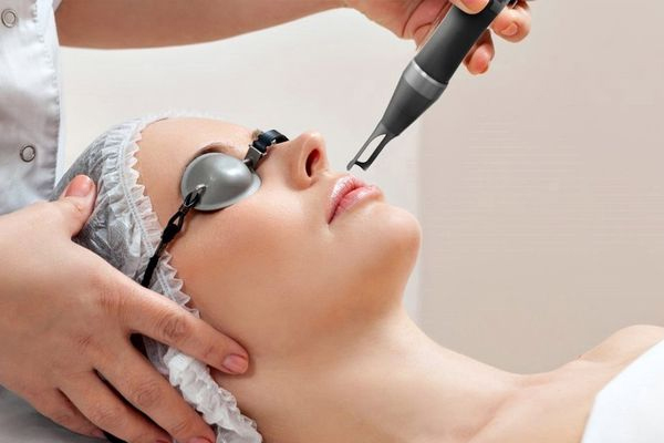 What to Know Before Getting a Laser Skin Treatment By Dr. Sheenam, Skinology+ Clinic – Top Dermatologist in Chandigarh